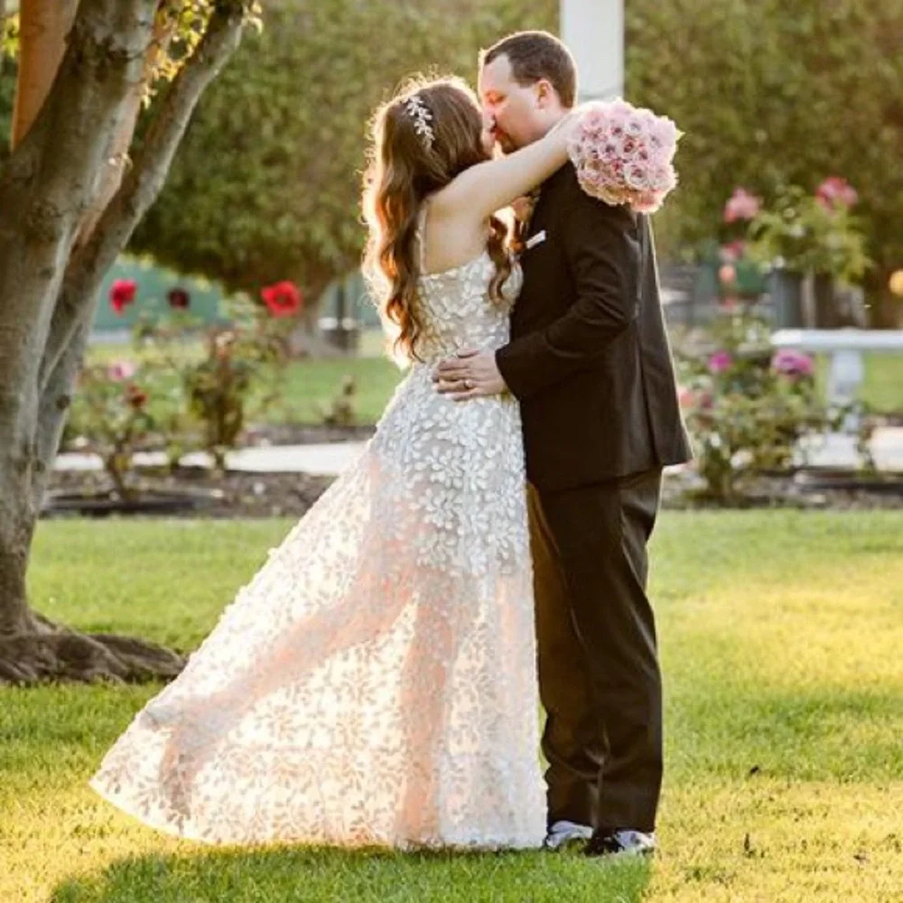 Dress the Population Anabel Sweetheart Embroidered Gown